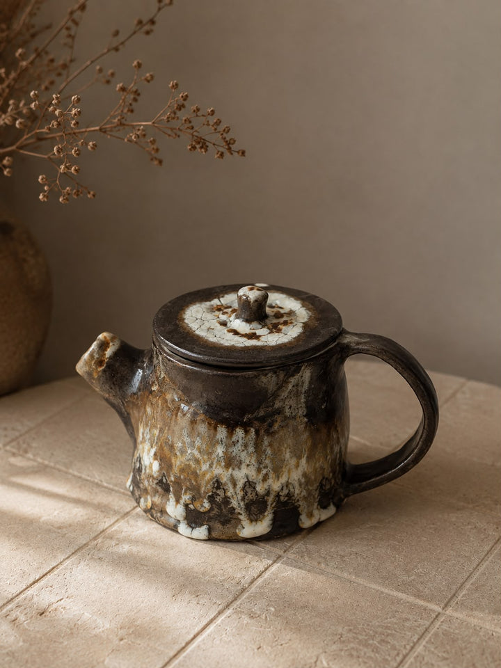 Earth tea pot