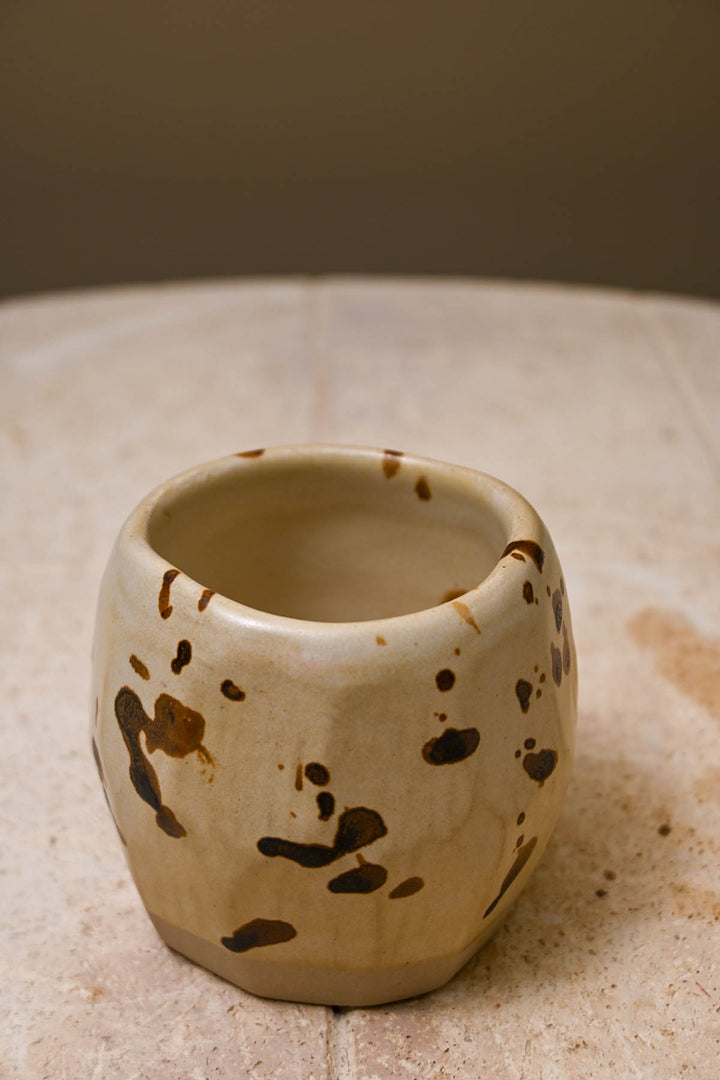 Sand marks cup