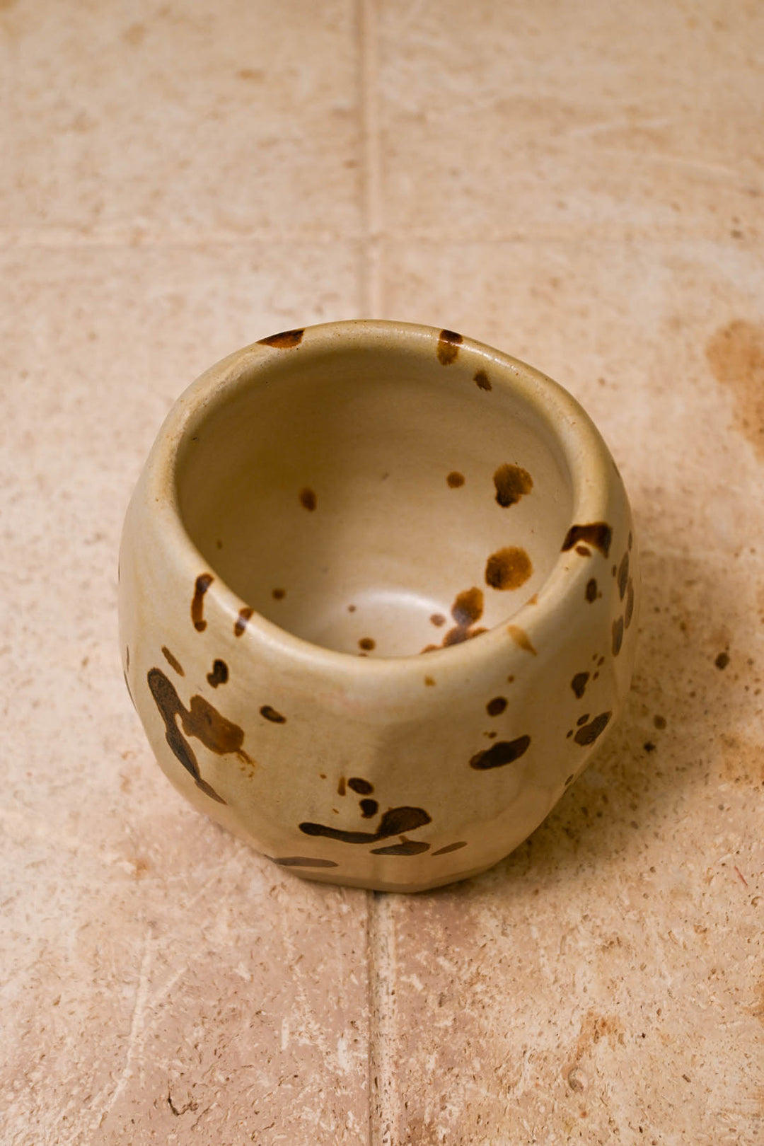 Sand marks cup
