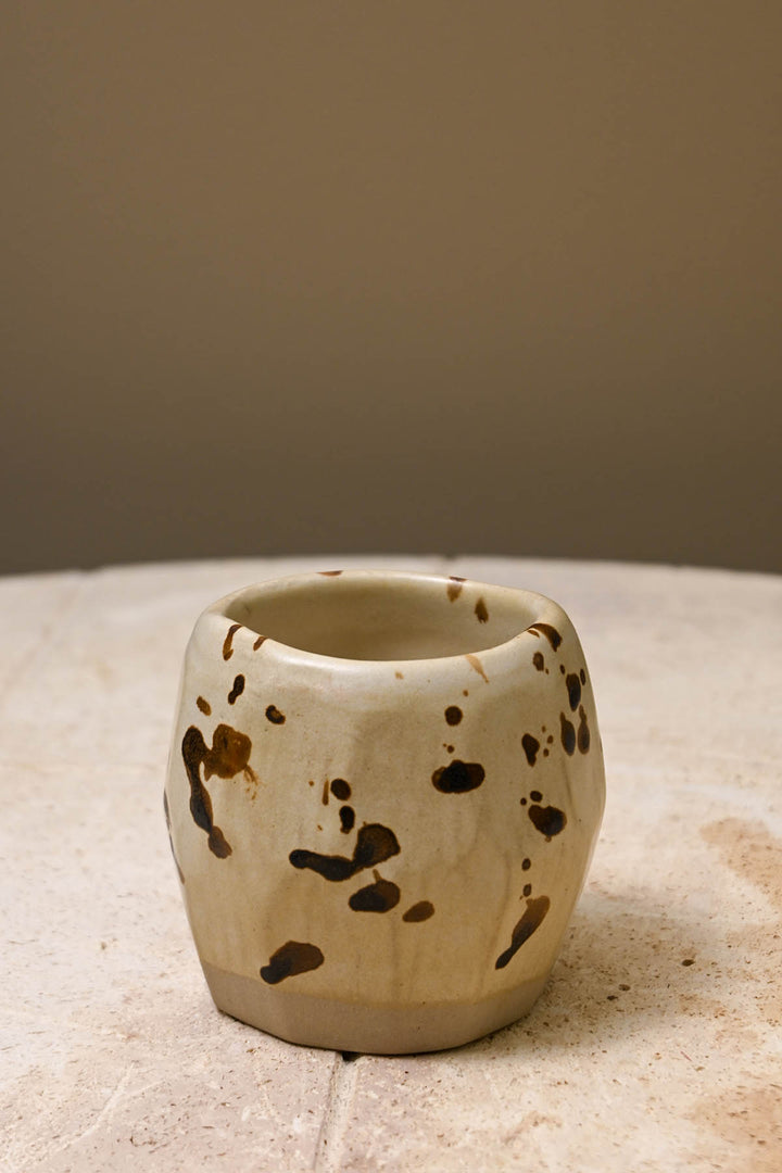 Sand marks cup